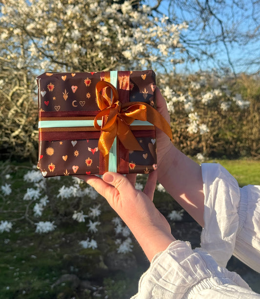 Love Tree Gift Wrap (3 sheets)