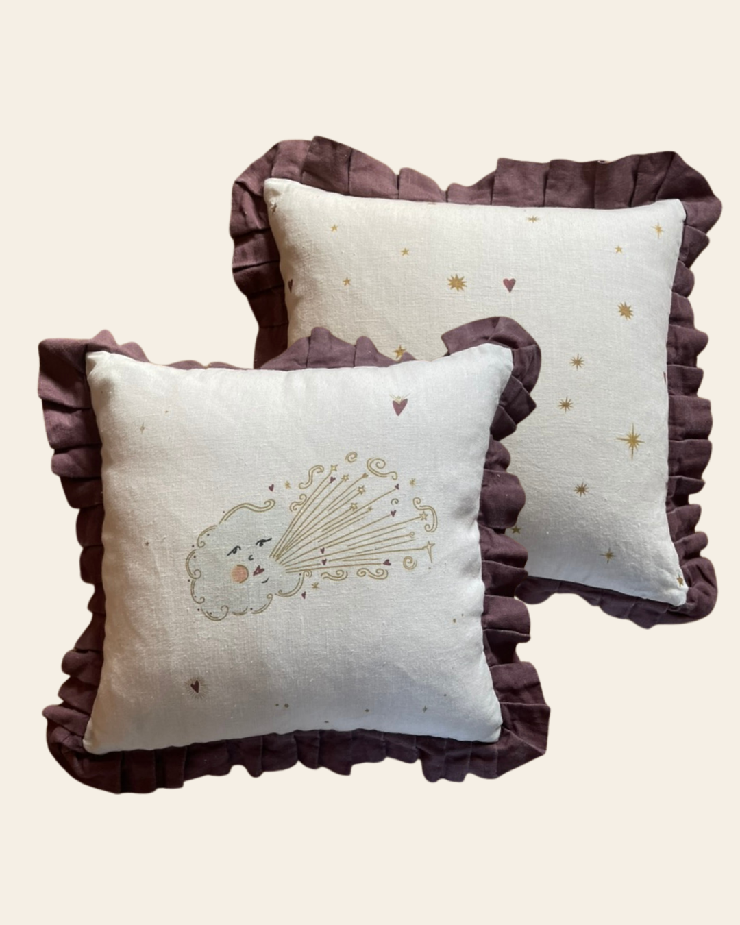 Linen ruffled cushion cover "Love Cloud"
